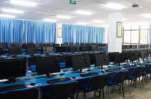 成都理工大学工程技术学院 你的深造、跨越赛道技顶尖节点启航日志 |